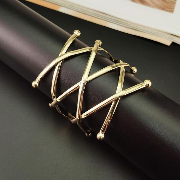 hollow geometric bracelets gold silver color fashion women alloy cuff bangles jewelry casual dress accessories uken1, Black
hollow geometric bracelets gold silver color fashion women alloy cuff bangles jewelry casual dress accessories uken1, Black