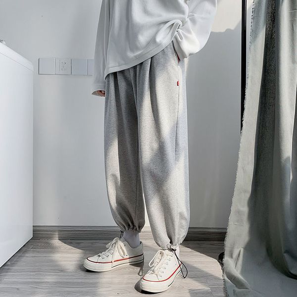 2021 men's trousers spring and winter new pants cut straight young feet 776q, Black
2021 men's trousers spring and winter new pants cut straight young feet 776q, Black