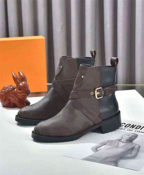 boots beaubourg designer winter ankle boot cowhide leather shoes high shoe canvas booties with box size 35-42, Black
boots beaubourg designer winter ankle boot cowhide leather shoes high shoe canvas booties with box size 35-42, Black