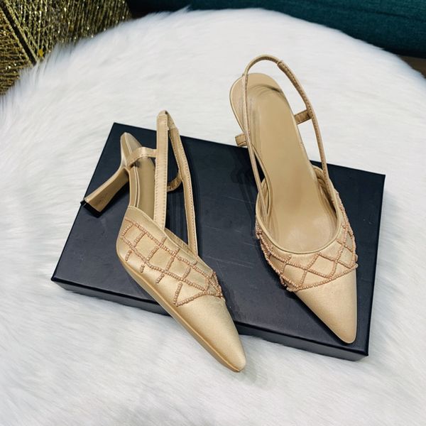 2021 spring and summer new silk heels woman black, beige pointed stiletto party wedding pumps ladies dress shoes jkjc
2021 spring and summer new silk heels woman black, beige pointed stiletto party wedding pumps ladies dress shoes jkjc