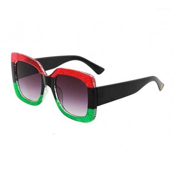 2020 luxury fashion sunglasses women brand designer ladies square frame sun glasses red green colors eyewear gafas1, White;black
2020 luxury fashion sunglasses women brand designer ladies square frame sun glasses red green colors eyewear gafas1, White;black