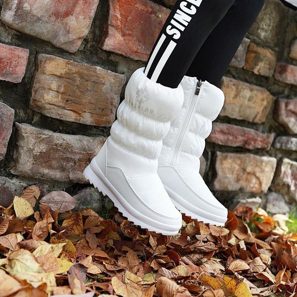 new winter down waterproof padded snow boots warm non-slip and wear-resistant, Black
new winter down waterproof padded snow boots warm non-slip and wear-resistant, Black