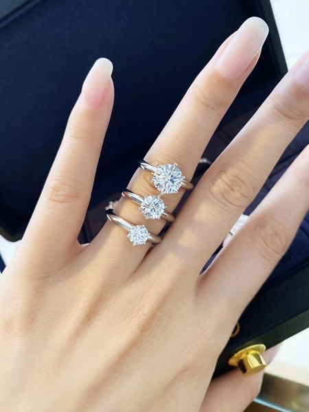 60" and 1 oct or 2 oct size sparkly diamond for women wedding charm ring s925 silver lover gift drop shipping ps6430, Golden;silver
60" and 1 oct or 2 oct size sparkly diamond for women wedding charm ring s925 silver lover gift drop shipping ps6430, Golden;silver