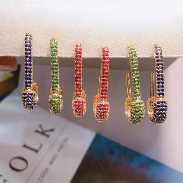 brazil design pin multicolor earrings for women wedding cubic zircon brincos boucle d'oreille 2021 trendy bohemia jewelry e7812, Golden;silver
brazil design pin multicolor earrings for women wedding cubic zircon brincos boucle d'oreille 2021 trendy bohemia jewelry e7812, Golden;silver