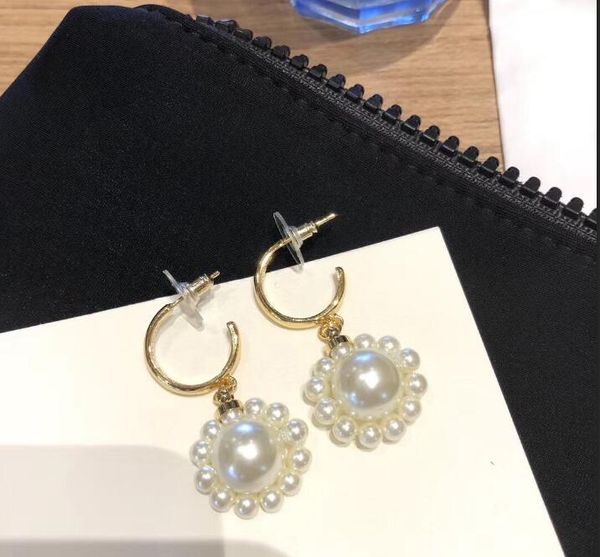 женщины pearl серьги лето прекрасные серьги для женщин геометрия круг имитация pearl серьги стержня, Golden;silver
женщины pearl серьги лето прекрасные серьги для женщин геометрия круг имитация pearl серьги стержня, Golden;silver