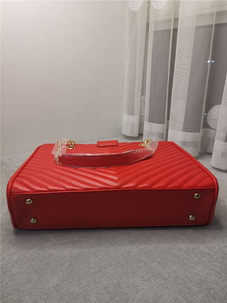 high pouch handbag handbag 2021 new luxury leather bag women travel metal chain tide totes real capacity bag omtqr, Red;black
high pouch handbag handbag 2021 new luxury leather bag women travel metal chain tide totes real capacity bag omtqr, Red;black