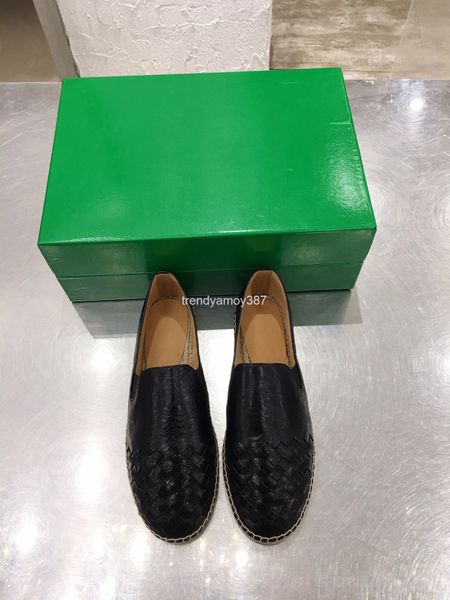 dress shoes thick soled fisherman's shoes women's spring and autumn straw woven leather flat sole , one foot pedaling lazy, Black 
dress shoes thick soled fisherman's shoes women's spring and autumn straw woven leather flat sole , one foot pedaling lazy, Black