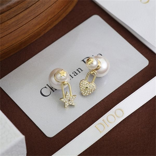85% off factory clearance family earrings female new red five pointed star love pearl earrings, Golden
85% off factory clearance family earrings female new red five pointed star love pearl earrings, Golden