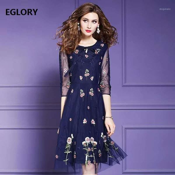 brand new 2020 summer style women sheer mesh embroidery 3/4 sleeve knee-length party events dress dark blue1, Black;gray
brand new 2020 summer style women sheer mesh embroidery 3/4 sleeve knee-length party events dress dark blue1, Black;gray