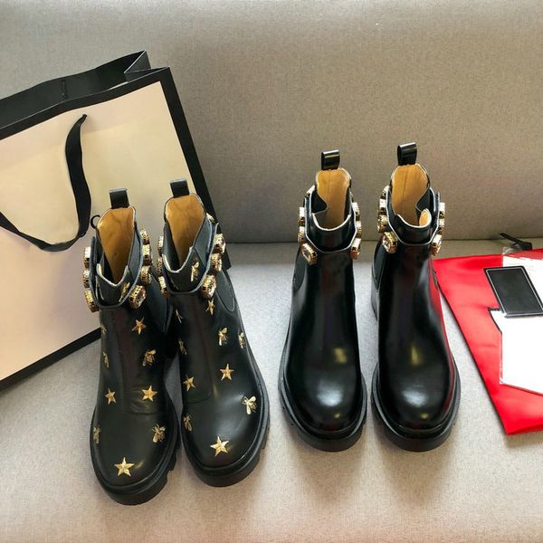 luxury bee embroidered leather ankle boot womens boots black brand martin boots platform casual designer desert boot winter snow work boots
luxury bee embroidered leather ankle boot womens boots black brand martin boots platform casual designer desert boot winter snow work boots