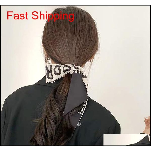 new style headpiece, plover, slender, ultra-smooth, narrow silk scarf, french retro, small fragrance of wind rib qyleyq homes2007, Silver
new style headpiece, plover, slender, ultra-smooth, narrow silk scarf, french retro, small fragrance of wind rib qyleyq homes2007, Silver