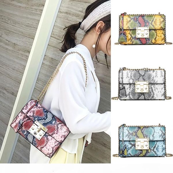 vintage style snake skin printing straw square bags women serpentine messenger single shoulder female handle bag 35 
vintage style snake skin printing straw square bags women serpentine messenger single shoulder female handle bag 35