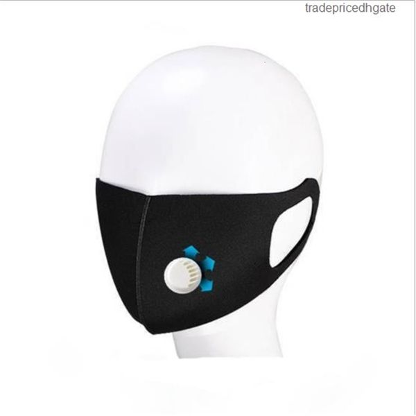 breathing multiple dust face used 95 times spot valve and anti-fog mask can be shipped in batches 04
breathing multiple dust face used 95 times spot valve and anti-fog mask can be shipped in batches 04