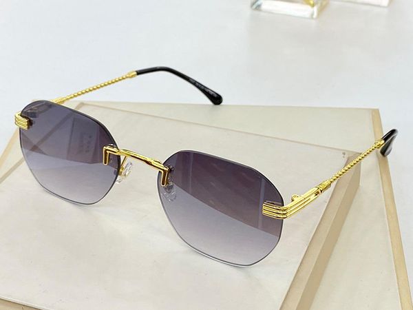 1431 new fashion men women sunglasses wrap sunglasses diamond lenses anti-uv lenses metal legs summer style protective cover, White;black
1431 new fashion men women sunglasses wrap sunglasses diamond lenses anti-uv lenses metal legs summer style protective cover, White;black