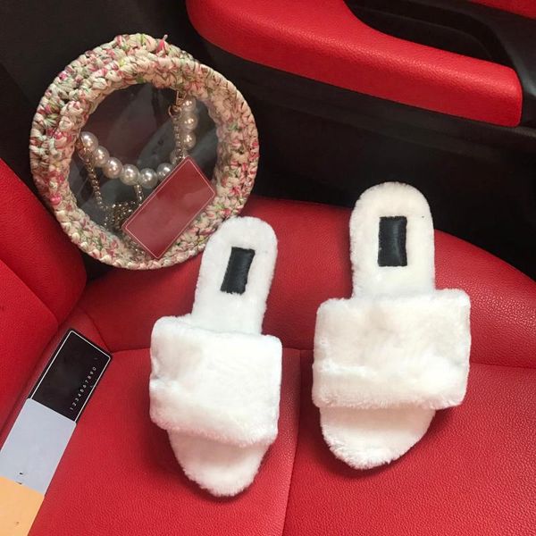 slippers with autumn and winter full leather sheepskin real fur fabric light luxury into 3d embroidery package, Black
slippers with autumn and winter full leather sheepskin real fur fabric light luxury into 3d embroidery package, Black
