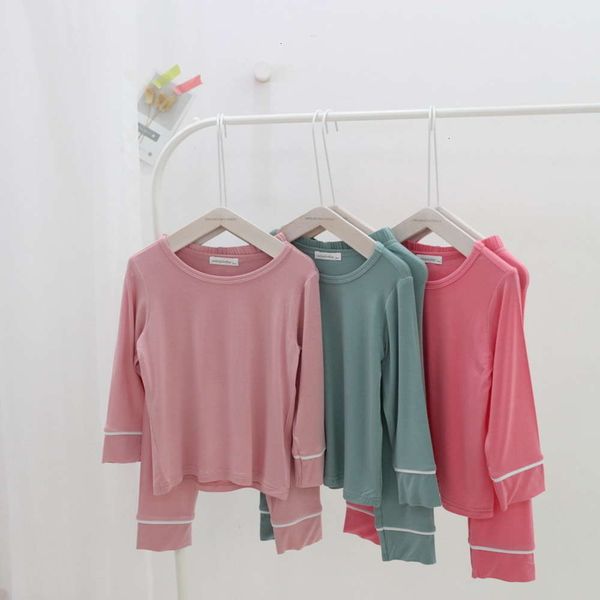 long sve spring, summer and trousers autumn soft waxy light seri children's modal close fitting pajamas p729, Blue;red
long sve spring, summer and trousers autumn soft waxy light seri children's modal close fitting pajamas p729, Blue;red
