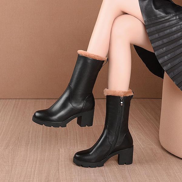 genuine leather women boots winter outdoor warm fur boots waterproof women's snow boot thick heel with round head short boot, Black
genuine leather women boots winter outdoor warm fur boots waterproof women's snow boot thick heel with round head short boot, Black