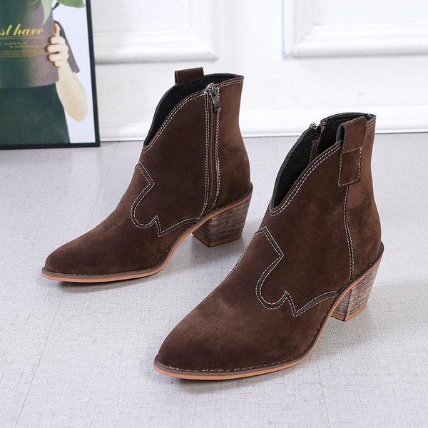 boots women's shoes european and american large size suede short fashionable comfortable thick high-heeled boots1, Black
boots women's shoes european and american large size suede short fashionable comfortable thick high-heeled boots1, Black