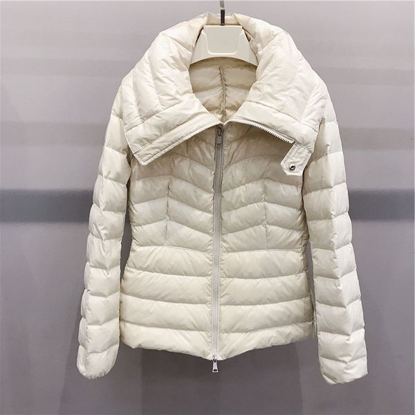 news 2020" "white collar back for winter, 90%" women's short duck feather warm wool coat
news 2020" "white collar back for winter, 90%" women's short duck feather warm wool coat