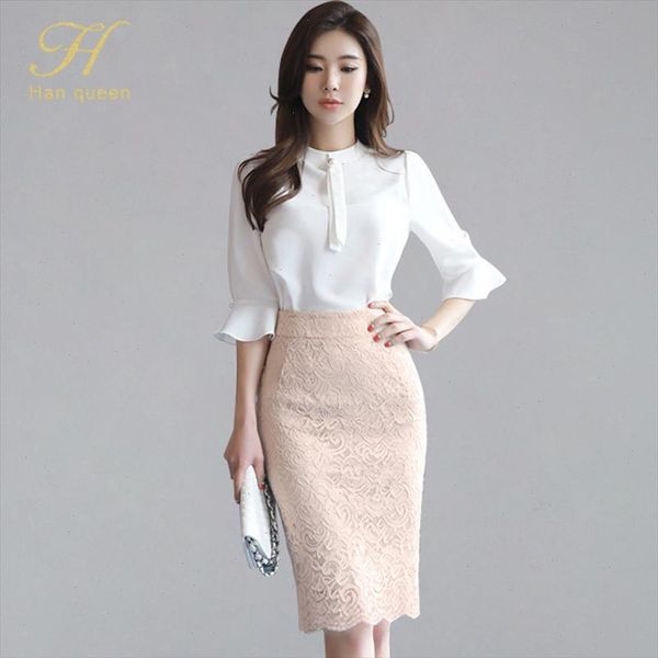 2021 new women flare sleev chiffon wide match blouses and high waist lace pencil bodycon skirt 2 pieces ol work set, Gray
2021 new women flare sleev chiffon wide match blouses and high waist lace pencil bodycon skirt 2 pieces ol work set, Gray