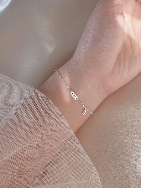 f3frw lucky group luck in english lettering simple minority design luck s925 bracelet nationality ethnic silver full body sterling silver br, Golden;silver
f3frw lucky group luck in english lettering simple minority design luck s925 bracelet nationality ethnic silver full body sterling silver br, Golden;silver