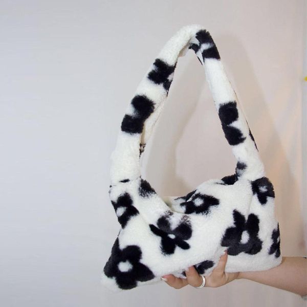 cross body ins fashion women winter plush flower shoulder underarm girl french vintage retro faux fur handbag furry fluffy handbags
cross body ins fashion women winter plush flower shoulder underarm girl french vintage retro faux fur handbag furry fluffy handbags