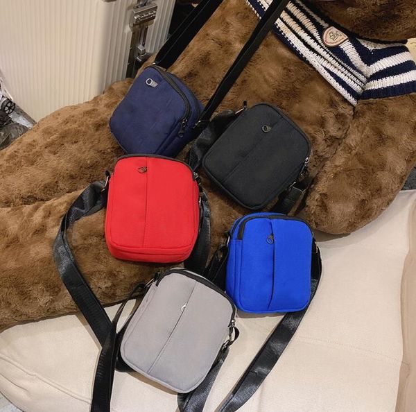 men fashion messenger bag women large capacity cross body bags women fashion shoulder bag tote bags travel organizer beach bags
men fashion messenger bag women large capacity cross body bags women fashion shoulder bag tote bags travel organizer beach bags