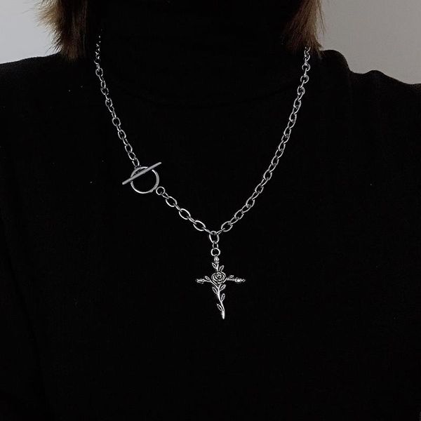 2020 korea hip hop titanium steel chain choker necklace for women girls rose cross pendant chocker collier 2n489, Golden;silver
2020 korea hip hop titanium steel chain choker necklace for women girls rose cross pendant chocker collier 2n489, Golden;silver