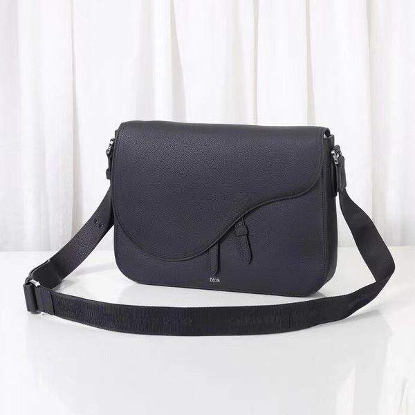 the black grain calf leather postman bag is a stylish 7a high-end boutique custom with a contemporary feel
the black grain calf leather postman bag is a stylish 7a high-end boutique custom with a contemporary feel