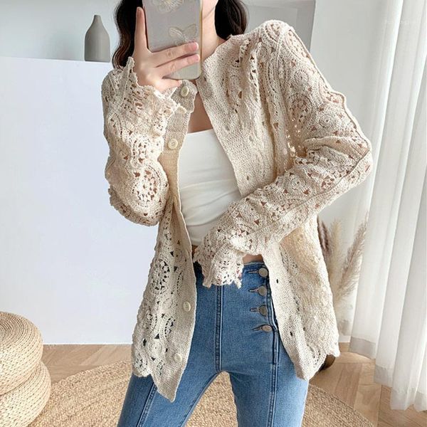 korean vintage winter blouses floral embroidery knitted lace blouse women 2020 hollow out elegant lace shirt women cardigan1, White
korean vintage winter blouses floral embroidery knitted lace blouse women 2020 hollow out elegant lace shirt women cardigan1, White