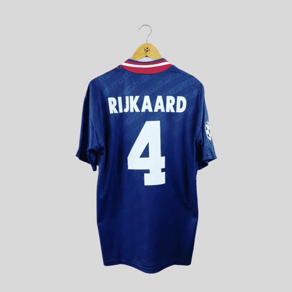 retro classic 1990 jerseys t-shirt tee customize ajax away bergkamp van't schip winter roy 1021, White;black
retro classic 1990 jerseys t-shirt tee customize ajax away bergkamp van't schip winter roy 1021, White;black