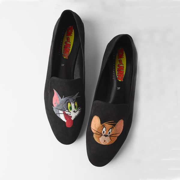 2020 new spring autumn female flat loafers shoes women casual non-slip suede cat and mouse embroidered flat singal shoes q1223, Black;white
2020 new spring autumn female flat loafers shoes women casual non-slip suede cat and mouse embroidered flat singal shoes q1223, Black;white