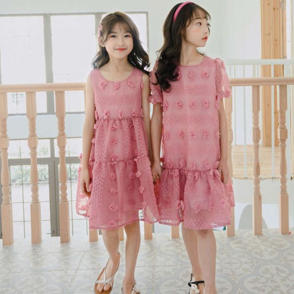 new children's embroidered lace korean girls' svels drs in summer 2020, Red;yellow
new children's embroidered lace korean girls' svels drs in summer 2020, Red;yellow