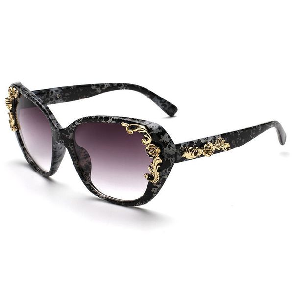 fashionable brand design drama women's sunglasses goldren carved ink painting cat's eye border glasses retro party sunshade lens, White;black
fashionable brand design drama women's sunglasses goldren carved ink painting cat's eye border glasses retro party sunshade lens, White;black