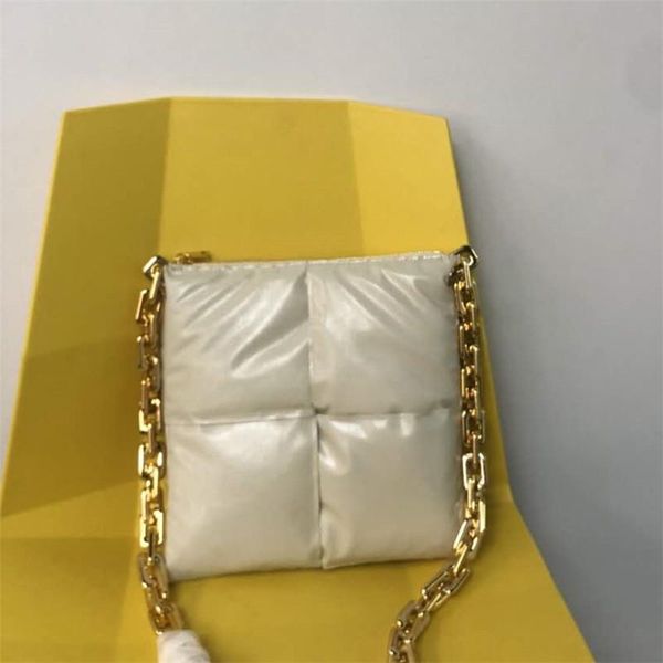 christmas gift famous designers shoulder bags thick chains pillow bulle bottega vbags white smooth plaid thread handbags drop ship#2
christmas gift famous designers shoulder bags thick chains pillow bulle bottega vbags white smooth plaid thread handbags drop ship#2
