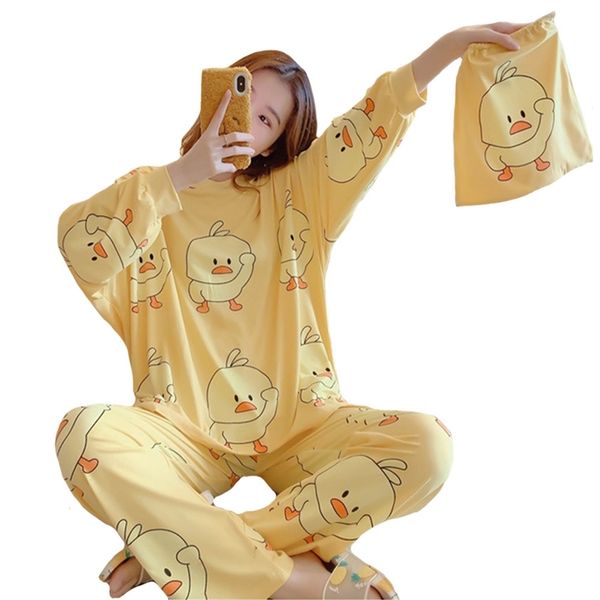 winter women cute flannel pajamas set cartoon little yellow duck o-neck sleepwear thickened warm cotton pyjamas home clothing y200708, Black;red
winter women cute flannel pajamas set cartoon little yellow duck o-neck sleepwear thickened warm cotton pyjamas home clothing y200708, Black;red