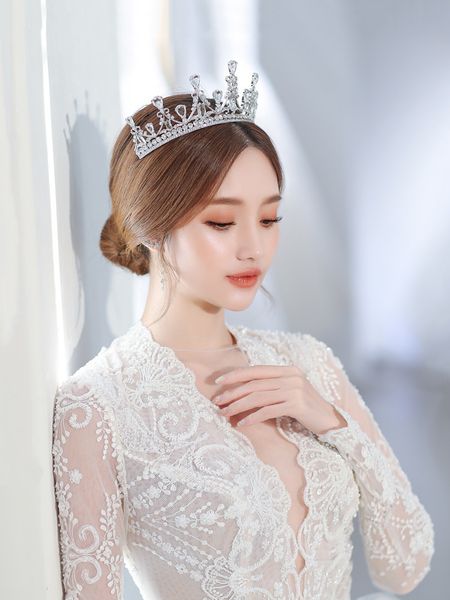 iqueen bride атмосфера серебряный кристалл супер темперамент фея свадебное платье головной убор алмаз короны лоб ювелирные изделия, Silver
iqueen bride атмосфера серебряный кристалл супер темперамент фея свадебное платье головной убор алмаз короны лоб ювелирные изделия, Silver