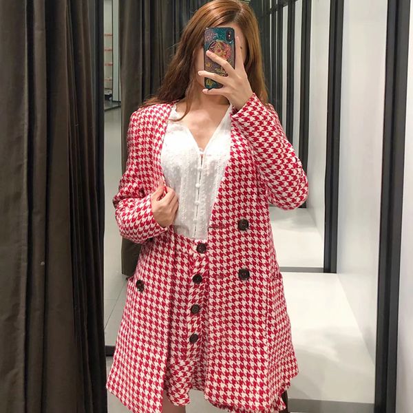 women vintage red houndstooth double breasted long za jacket outwear autumn chic hairy long sleeve v-neck jacket chaqueta 201028, Black;brown
women vintage red houndstooth double breasted long za jacket outwear autumn chic hairy long sleeve v-neck jacket chaqueta 201028, Black;brown