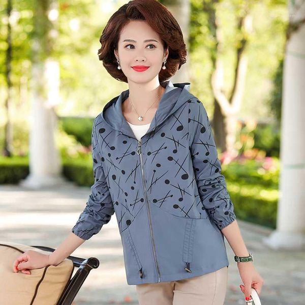 women's trench coats 2021 autumn women's coat hooded jacket long sleeve zipper pockets casual windbreaker loose patchwork jackets, Tan;black
women's trench coats 2021 autumn women's coat hooded jacket long sleeve zipper pockets casual windbreaker loose patchwork jackets, Tan;black