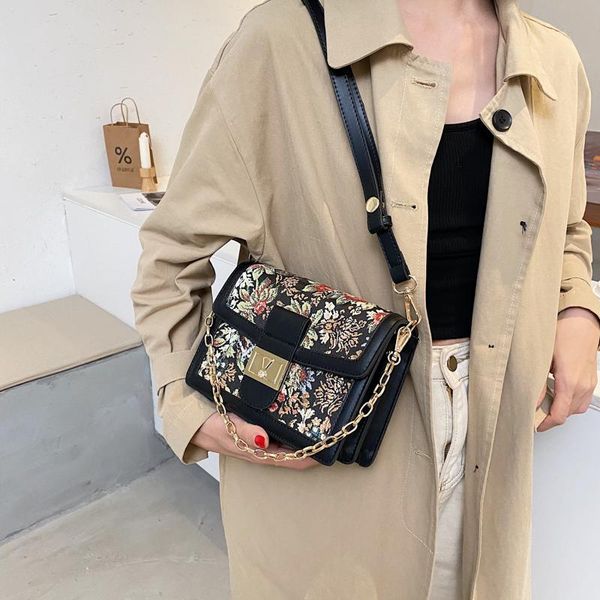 luxury floral designer crossbody bags for women 2020 fashion soft leather chains shoulder bag autumn and winter ladies handbags
luxury floral designer crossbody bags for women 2020 fashion soft leather chains shoulder bag autumn and winter ladies handbags