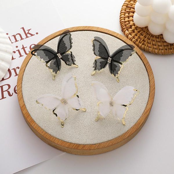 stud korean vintage yarn sweet double butterfly white black earrings for women simple temperament metal party pendiente, Golden;silver
stud korean vintage yarn sweet double butterfly white black earrings for women simple temperament metal party pendiente, Golden;silver