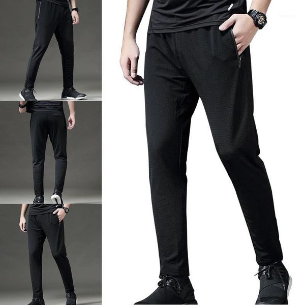 newly men workout athletic pants for sports gym travel stretchy breathable sweatpants s661, Black;blue
newly men workout athletic pants for sports gym travel stretchy breathable sweatpants s661, Black;blue