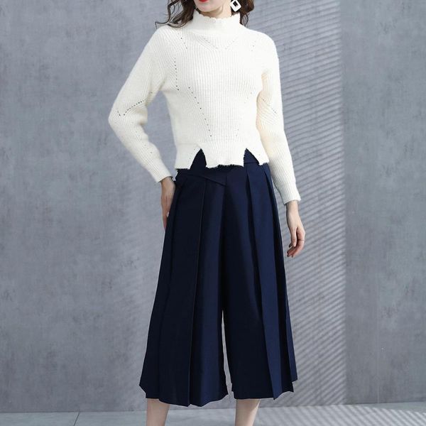 2021 fall new style long-sleeved hollowed elegant loose sweater temperament pleated wide-leg pants women's two-piece suit, Gray
2021 fall new style long-sleeved hollowed elegant loose sweater temperament pleated wide-leg pants women's two-piece suit, Gray