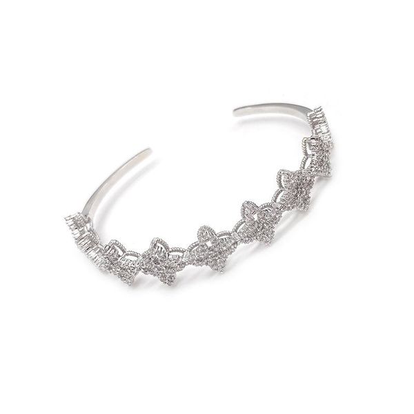 bangle full diamond zircon hollow four-leaf flower open bracelet couple models men and women bracelets simple niche classic wild bracel, Black
bangle full diamond zircon hollow four-leaf flower open bracelet couple models men and women bracelets simple niche classic wild bracel, Black
