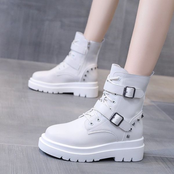 good quality women motorcyle boots platform shoes chunky booties belt riding boot double buckle ladies shoes 2020 winter 8506g, Black
good quality women motorcyle boots platform shoes chunky booties belt riding boot double buckle ladies shoes 2020 winter 8506g, Black