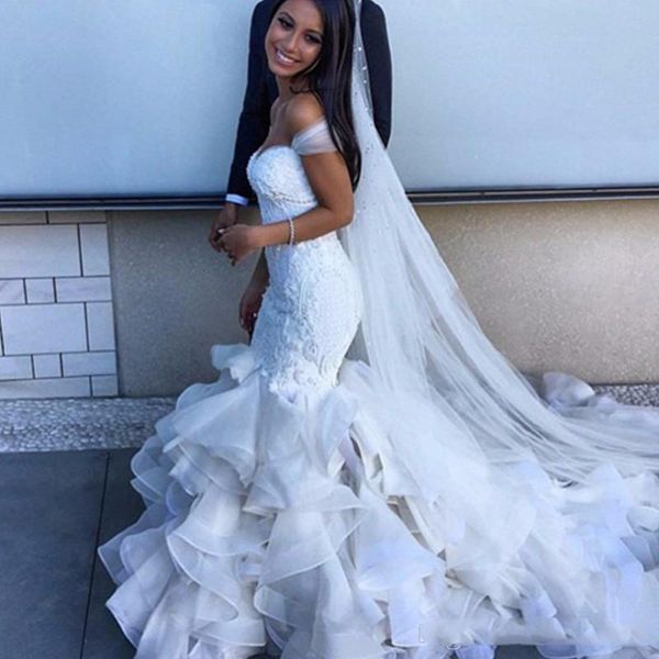 2021 designer sweetheart mermaid sheath organza neck ball gown off shoulder wedding dresses organza bridal gowns vestido de novia, White
2021 designer sweetheart mermaid sheath organza neck ball gown off shoulder wedding dresses organza bridal gowns vestido de novia, White