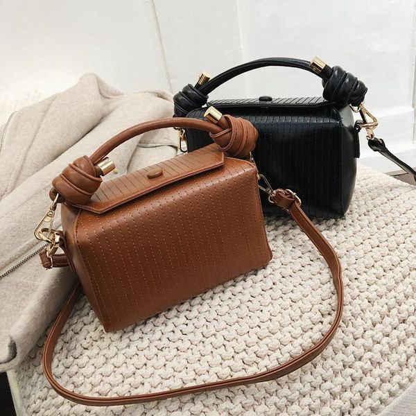 женщины сумка 2020 осень урожай мешок плеча женщин сумки из мягкой кожи crossbody женские сумки boston болса feminina
женщины сумка 2020 осень урожай мешок плеча женщин сумки из мягкой кожи crossbody женские сумки boston болса feminina