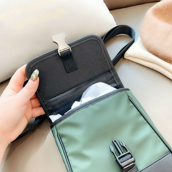 конверт сумки унисекс мода сумки на ремне mini размер pd20092909 новый мужской crossbody сумки телефон сумки дизайнера
конверт сумки унисекс мода сумки на ремне mini размер pd20092909 новый мужской crossbody сумки телефон сумки дизайнера