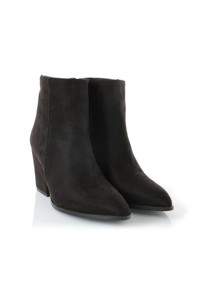 boots oblavion nova black complete your style with women's boot models that will reflect in cold winter days
boots oblavion nova black complete your style with women's boot models that will reflect in cold winter days