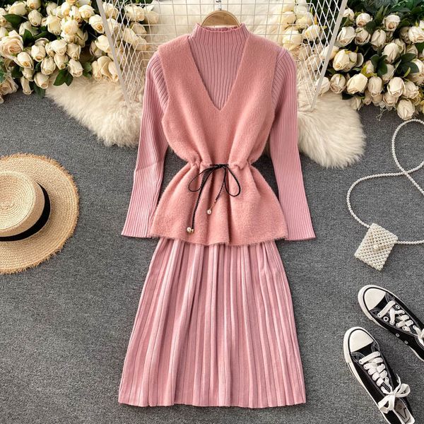 2021 new female autumn fashion set mesh neck waistcoat + high collar long dress pieces together eae0, Black;gray
2021 new female autumn fashion set mesh neck waistcoat + high collar long dress pieces together eae0, Black;gray
